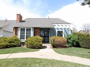 7500 S Rosemary Cir, Centennial, CO 80112
