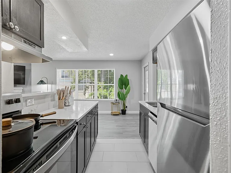 2750 Holly Hall St #508 — Photo 10