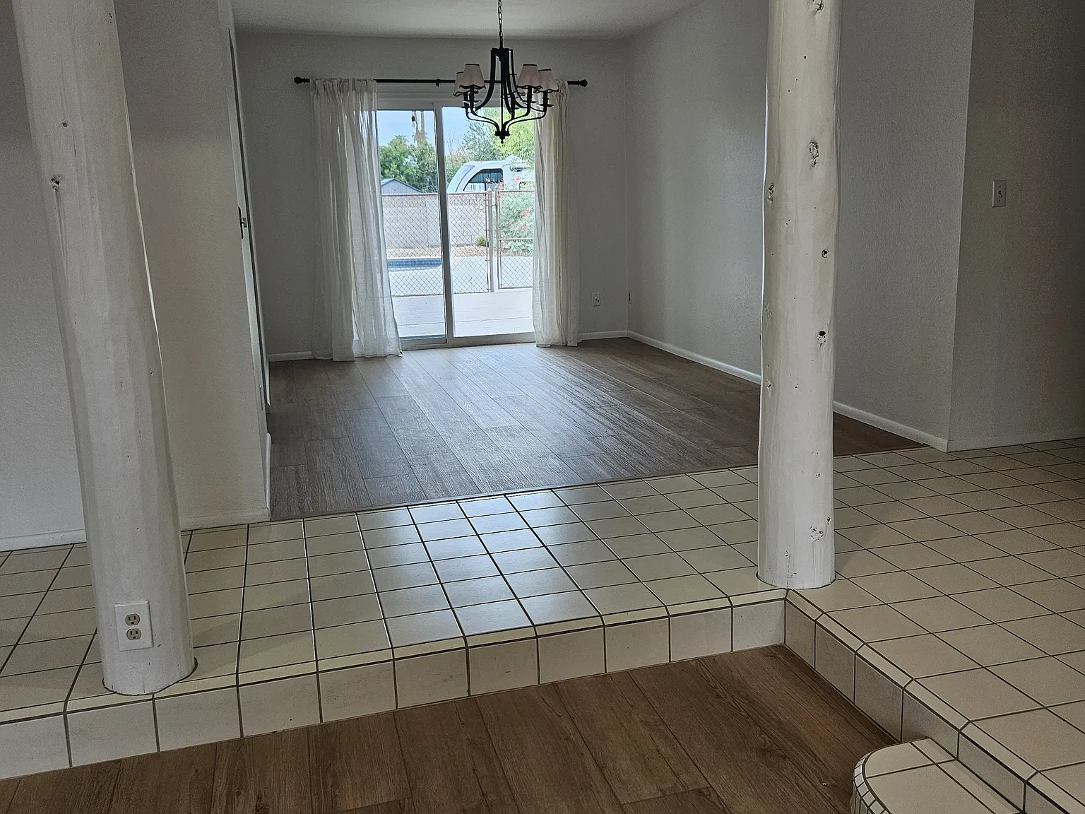 4 bed, 2105 sqft, $3,500 — Photo 4