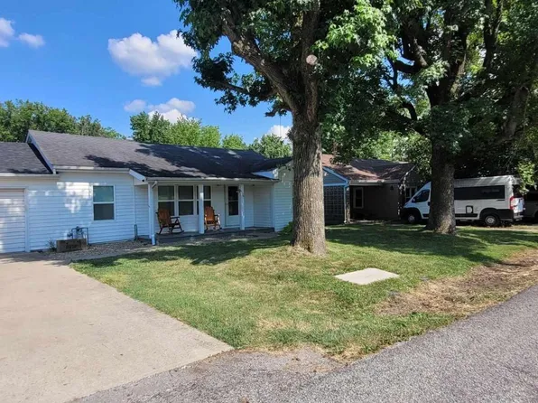 1420 N 17th St, Mount Vernon, IL 62864