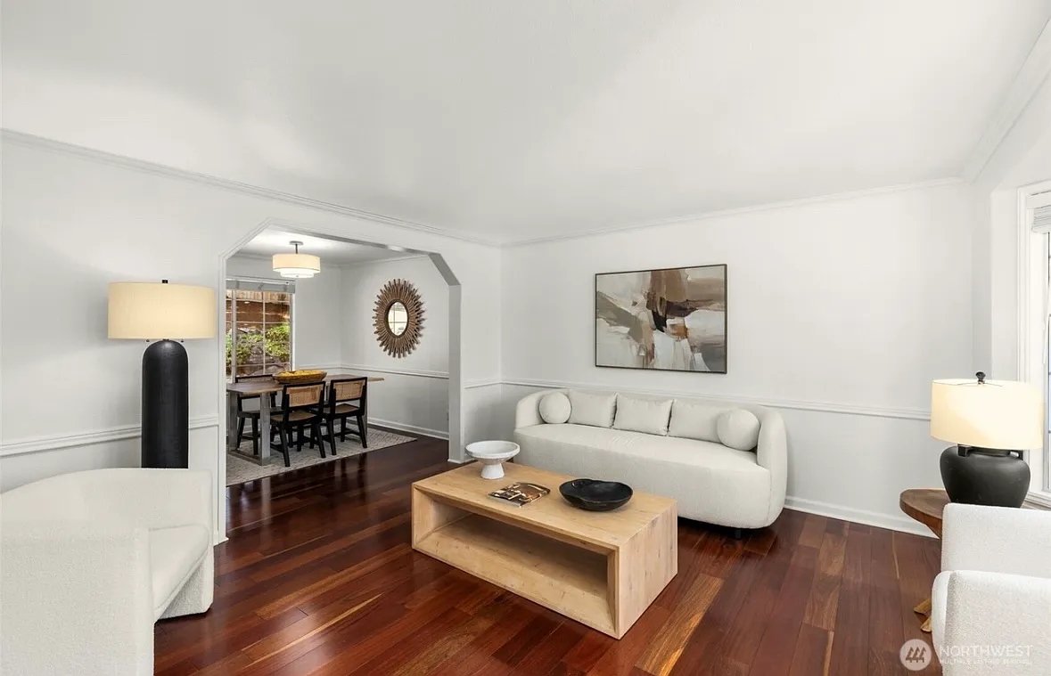 4 bed, 1890 sqft, $4,000 — Photo 2