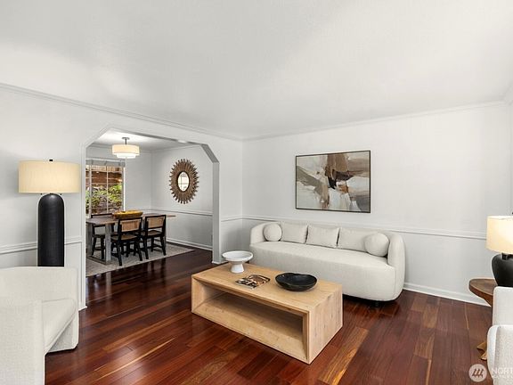 2nd image of 23973 SE 42nd Pl