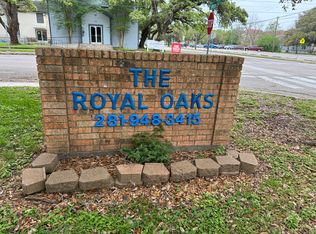 421 S Johnson St #421, Alvin, TX 77511