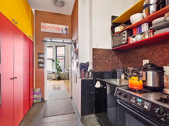 4th image of 1 Sheridan Sq APT 2F