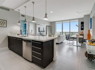 90 SW 3rd St APT 4308, Miami, FL 33130