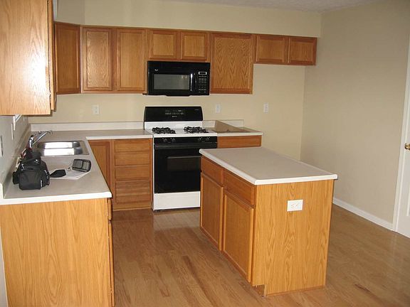 Kitchen Minus Fridge
