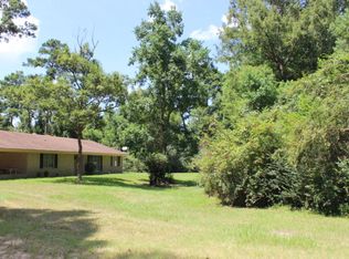1708 W Holly St, Woodville, TX 75979