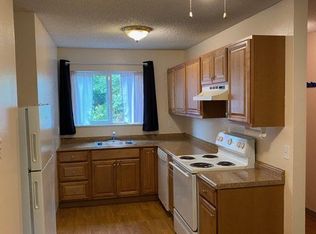 10420 SW Kennedy St APT 17, Beaverton, OR 97005