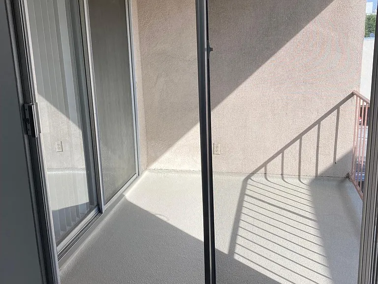 1 Bed + 1 Bath - Unit 303