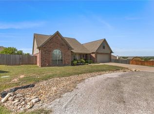 2700 Trek Ct, Granbury, TX 76049
