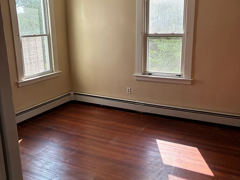 32 Garden St #2 — Photo 5