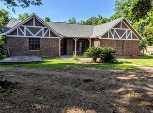 4535 Arnold Dr, Pearland, TX 77584