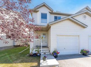 119 W Mount Douglas Mnr SE, Calgary, AB T2Z3C8
