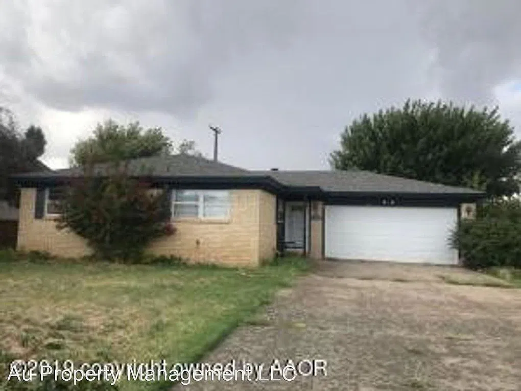 4802 South Austin Street - 1 — Photo 1