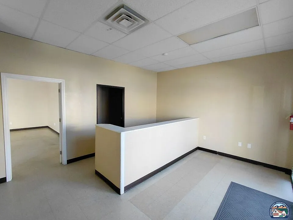 Studio, 1.0 bath, 1504 sqft, $3,000 — Photo 3