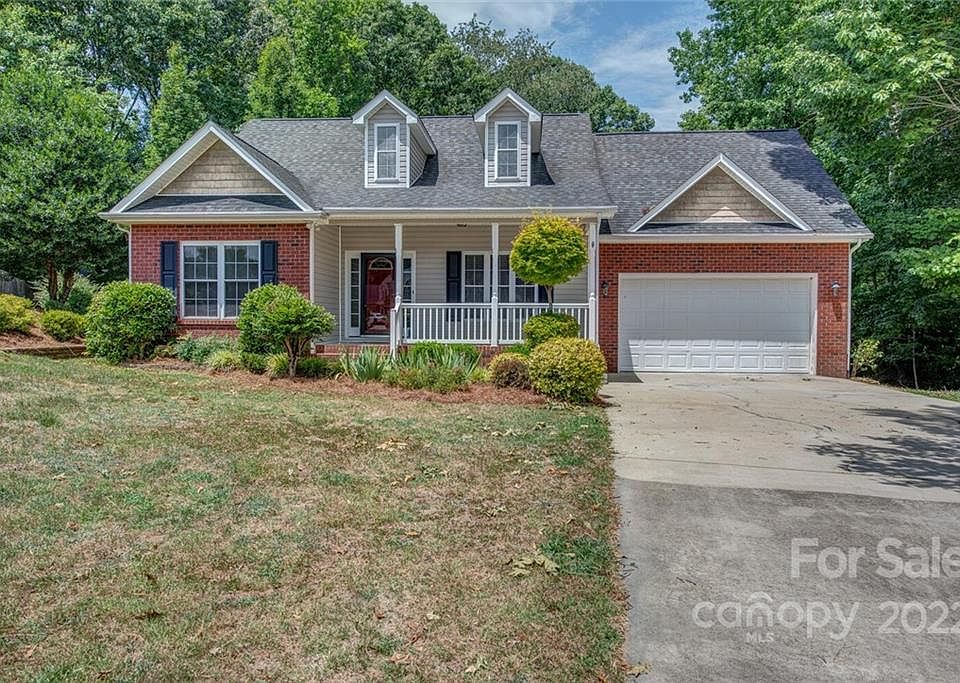 1st image of 3803 Yellow Jasmine Dr