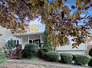21 Graystone Dr, White, GA 30184