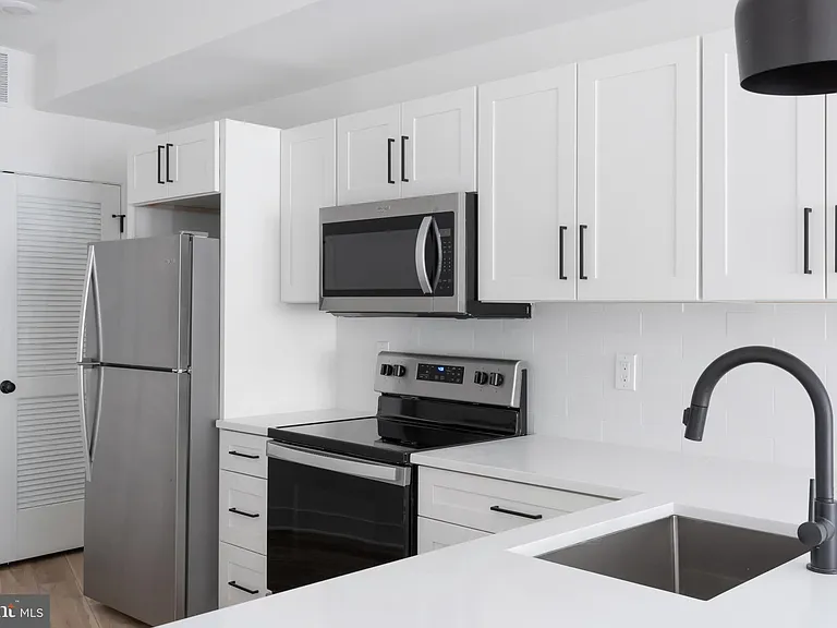 1255 N 23rd St #1 — Photo 7