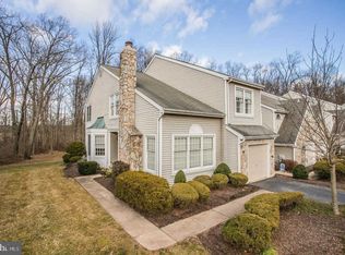 21 Bogey Cir, Doylestown, PA 18901