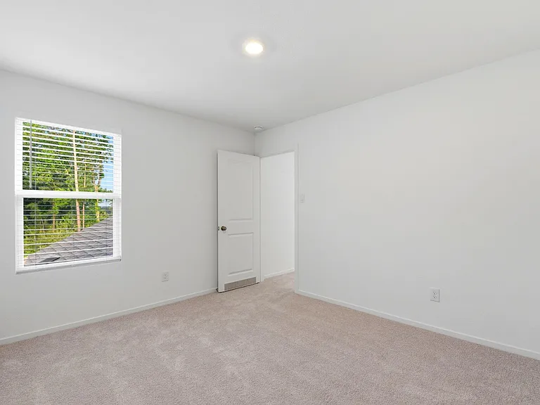 15219 Abella Dr — Photo 28