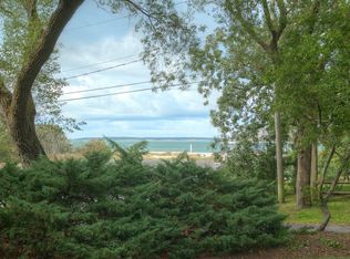 76 Scotts Landing Rd, Southampton, NY 11968