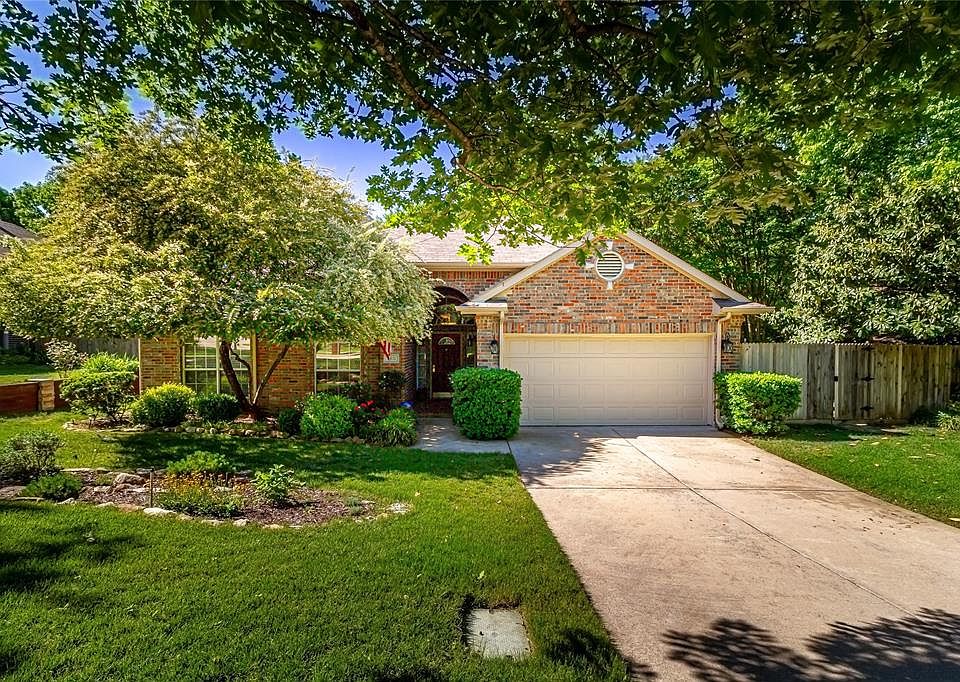 1st image of 3611 Creekstone Ct