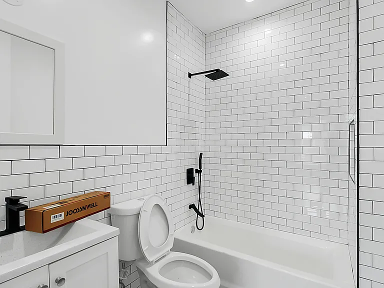 707 Lafayette Ave #2 — Photo 9