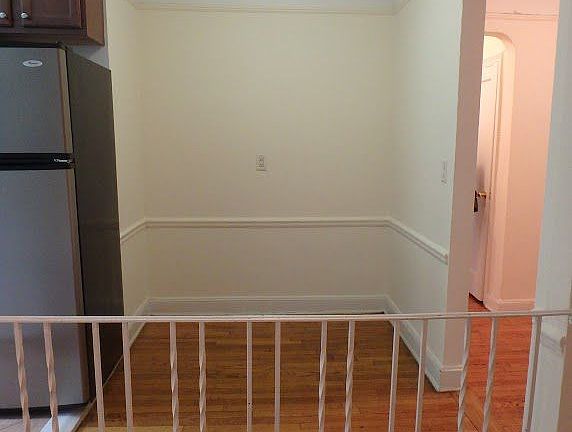 4th image of 3530 81st St #4
