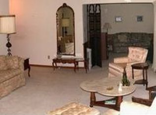 15310 Marilyn Dr, Elm Grove, WI 53122