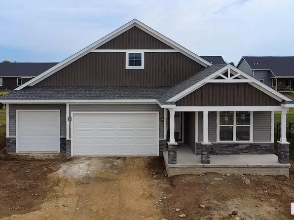 1719 S 5th St, Eldridge, IA 52748
