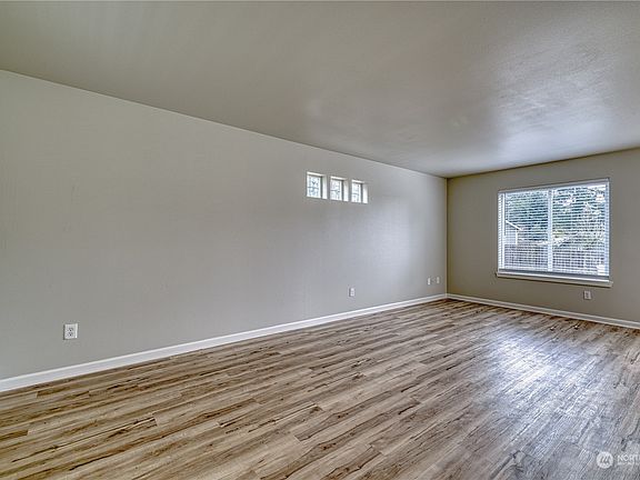 5th image of 19519 25th Street Ct SW