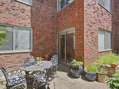 14 Concord Ave APT 102, Cambridge, MA, 02138