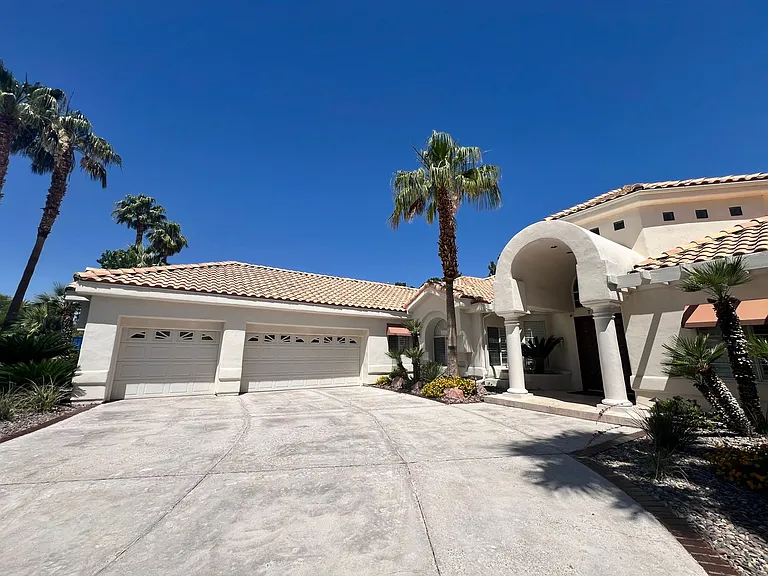 7408 Silver Palm Ave — Photo 1