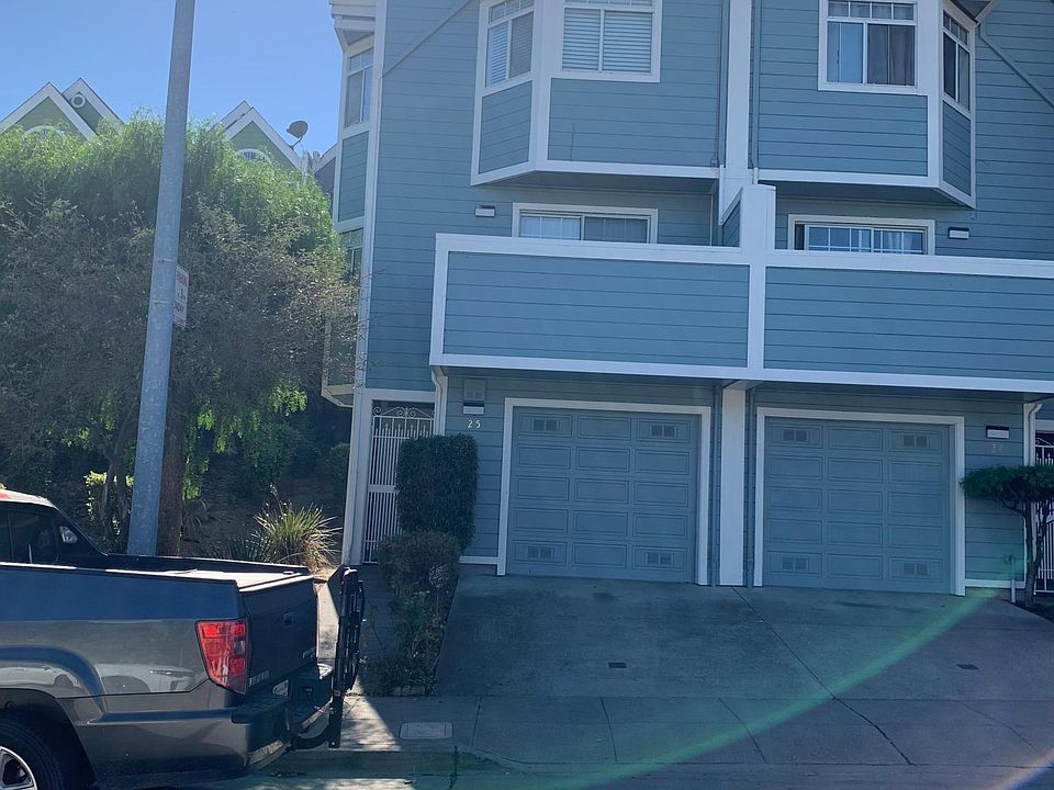 1st image of 25 Bowman Ct