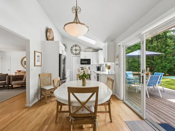 69 Pembroke Dr, East Hampton, NY 11937