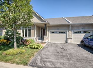 38 Sandalwood Cmn, Saint Catharines, ON L2M0B3