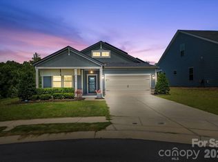 5609 Lavaux Ct, Charlotte, NC 28214
