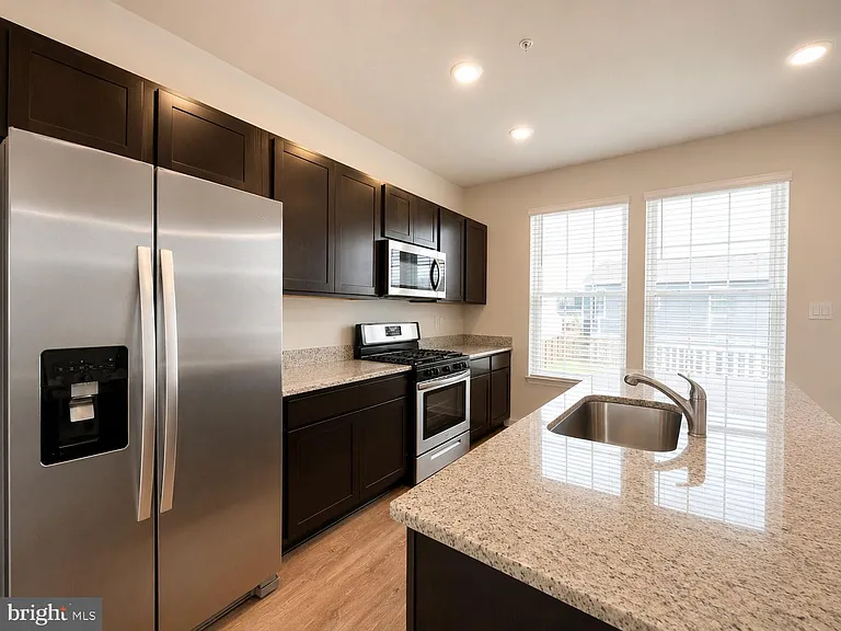 1221 Apollo Dr — Photo 4