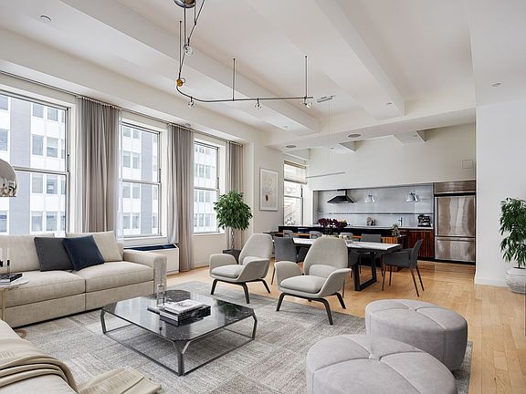4th image of 15 Broad St APT 820