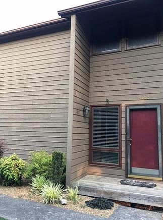 1st image of 2522 E Lakeview Dr #7