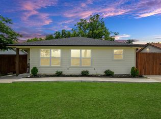1105 W Belmont St, Pasadena, TX 77506