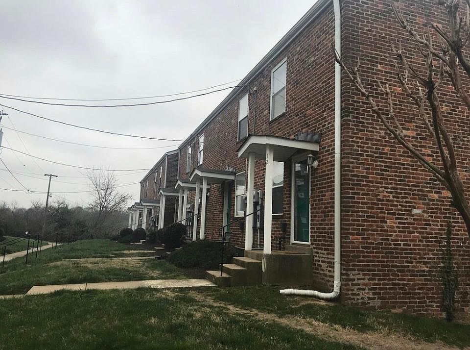 1st image of 3512 E Richmond Rd APT 11