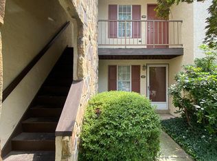 168 Valley Stream Cir, Wayne, PA 19087