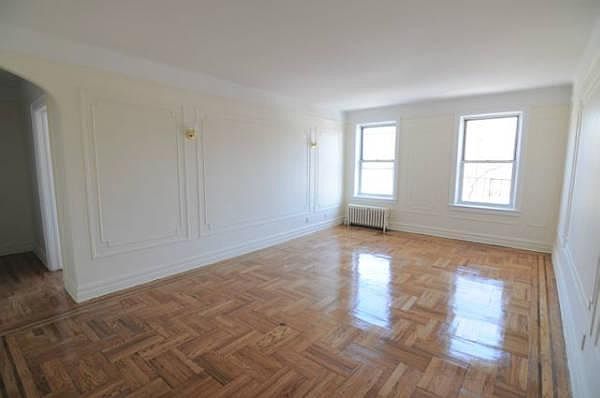 1st image of 4129 46th St APT 5E
