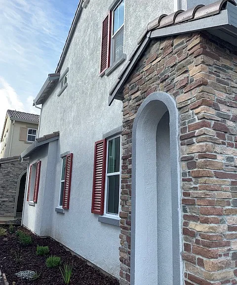 1820 Yellowwood Ave — Photo 2