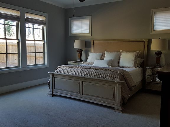 Master Bedroom, Main Floor