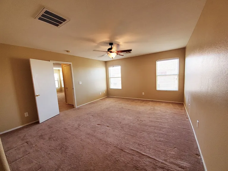 348 Bella Calabria Ave — Photo 15