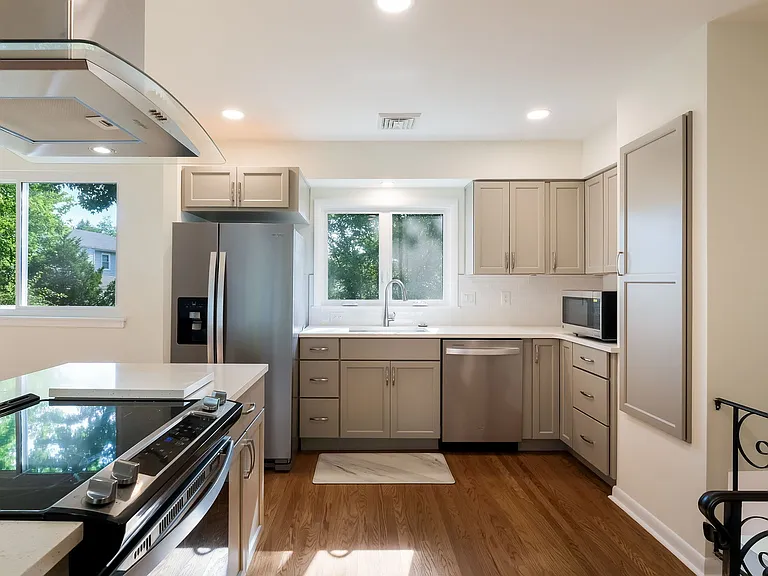 338 Natale Ln — Photo 4