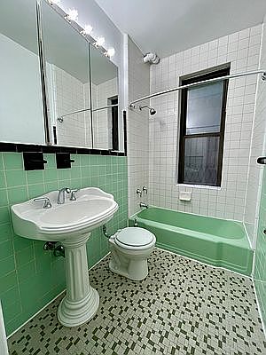 3rd image of 401 Convent Ave APT 1C
