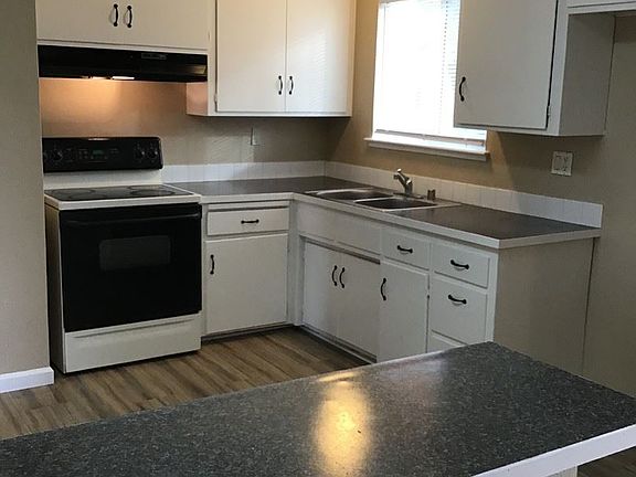 2nd image of 6905 Richman Way